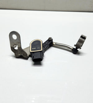 2007-2013 BMW 328i Height Level Sensor 6853752 3 Series Coupe E92 Z4 E85 Z4 E89