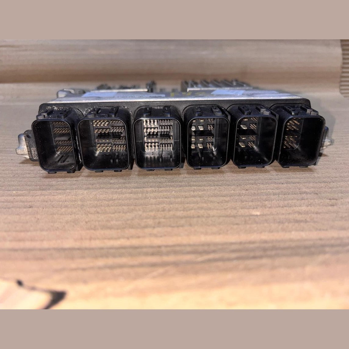 BMW F40 118i B38 25/03/2021 RHD ENGINE CONTROL UNIT ECU ONLY - 5A23E01