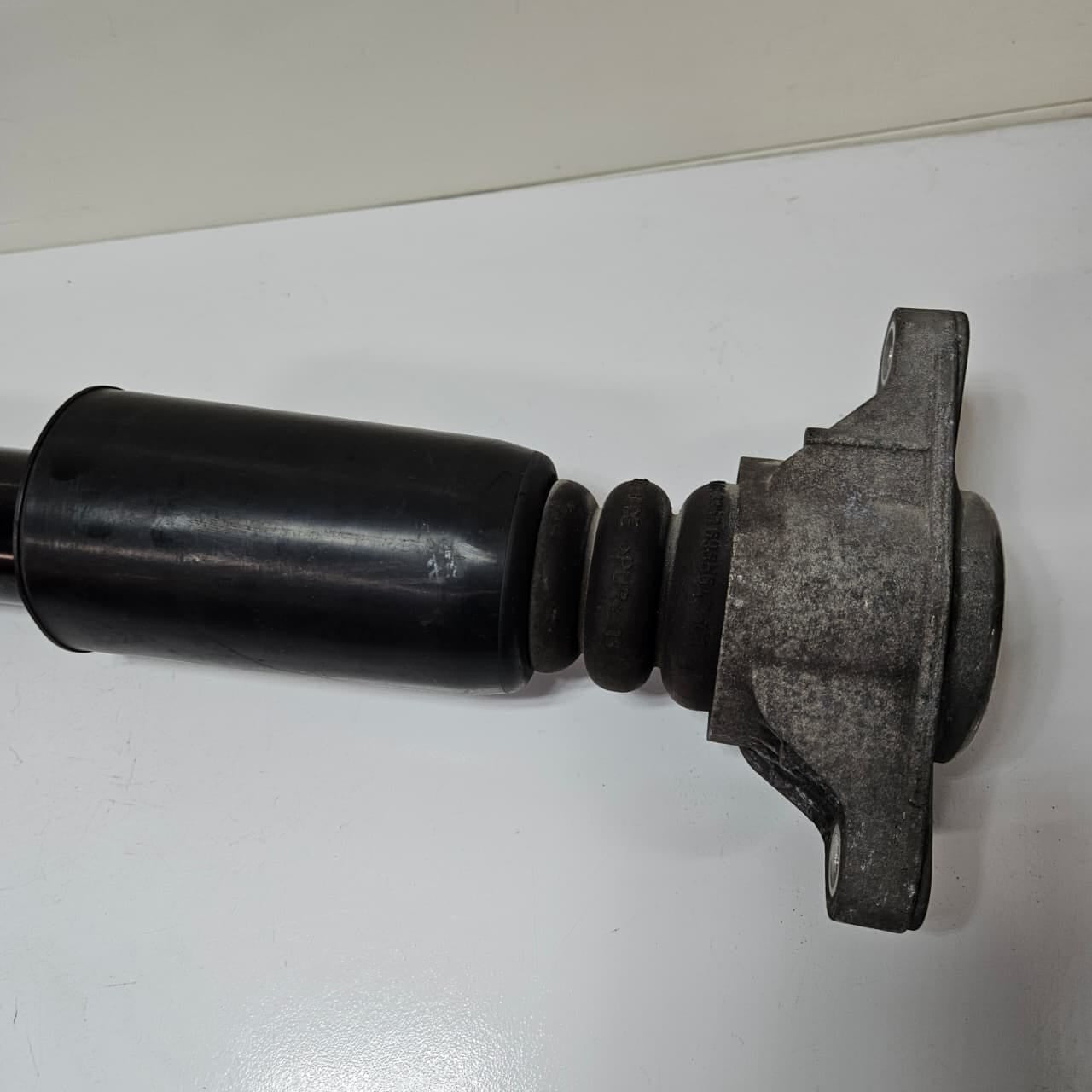 2021 BMW 3 Series G20 G22 G23 G26 330e Rear Shock Absorber 7568793