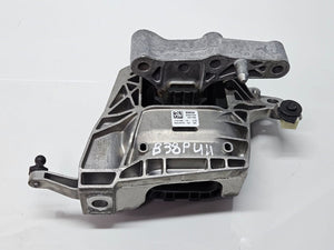 9423376-2024 BMW X1 U11 B38N Engine Mount Right Side OEM
