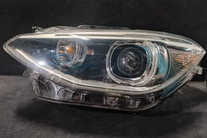 BMW 1 SERIES 120i 2012 F20 LEFT SIDE HEADLIGHT 7229687-09 ECE - 7229687