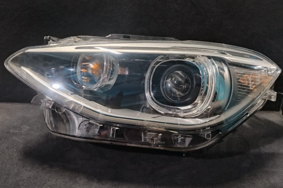BMW 1 SERIES 120i 2012 F20 LEFT SIDE HEADLIGHT 7229687-09 ECE - 7229687