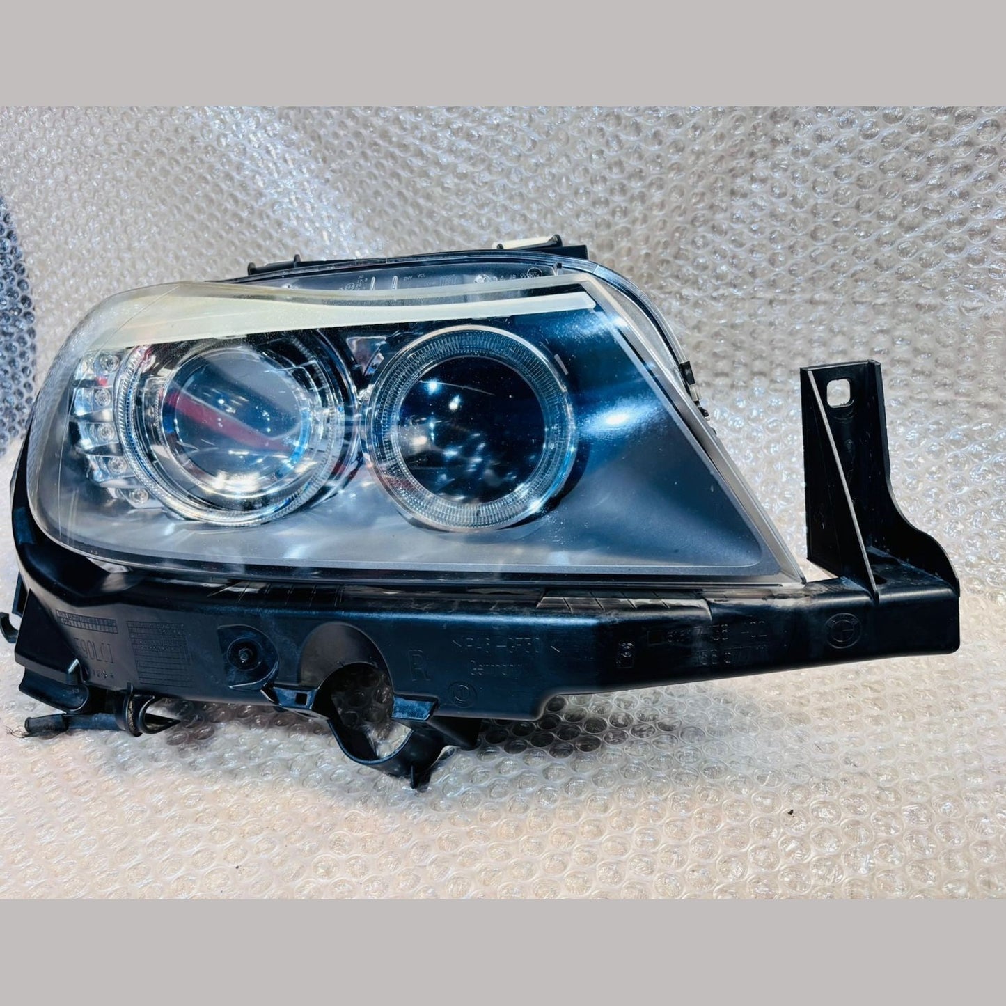 Bmw 3 Series E90 320i 330i 328i 2010 Lci RHS Headlight Xenon 7202586