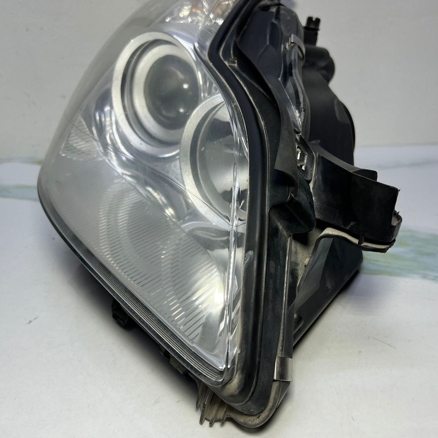06-10 Mercedes W219 CLS-Class CLS350 Front Right Side Head light Headlamp OEM