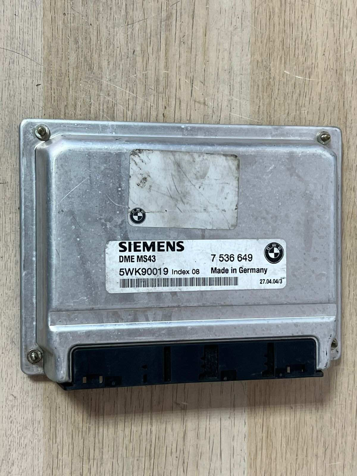 2001-2005 BMW 325i Engine Control Module 7536649 MS43 E46 M54 ECU