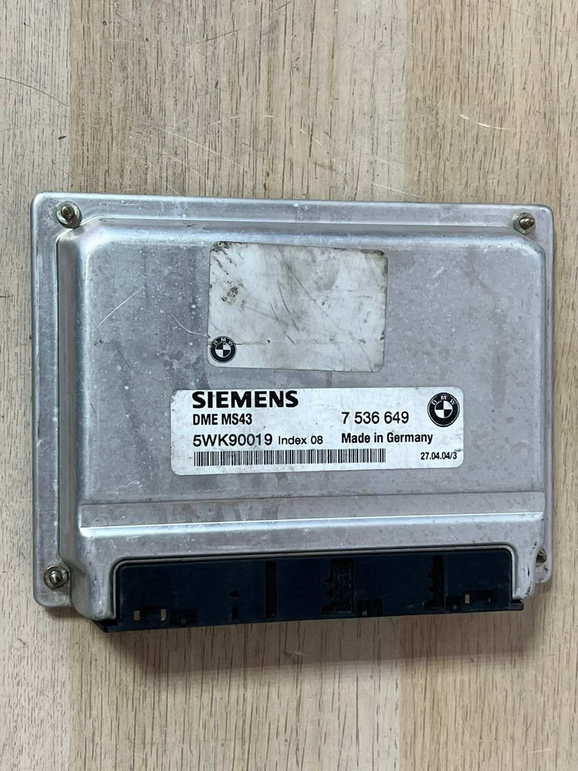 2001-2005 BMW 325i Engine Control Module 7536649 MS43 E46 M54 ECU