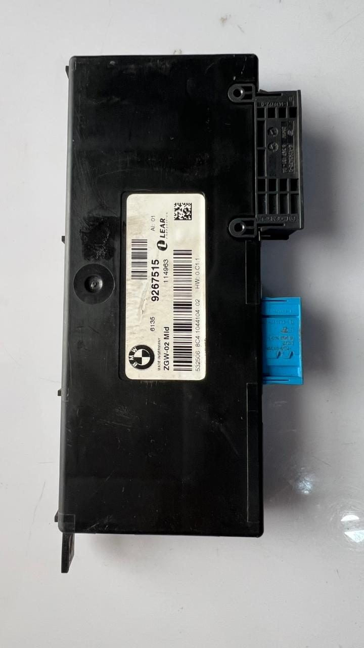 2011-2016 BMW 528i Central Gateway Control Module 9267515 F10 F11