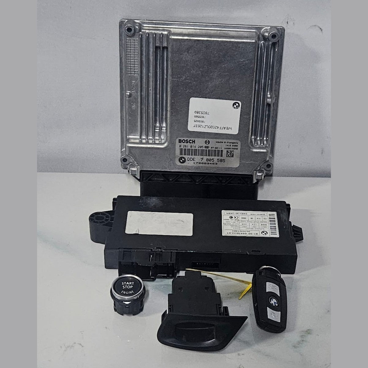 OEM BMW X5 E70 M57 ENGINE CONTROL UNIT SET DDE 7805585