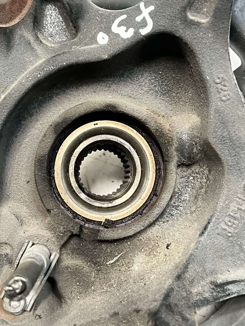 BMW 1' 2' 3' F20 F21 F22 F23 F30 F31 Rear Wheel Hub Rear 6867261 OEM