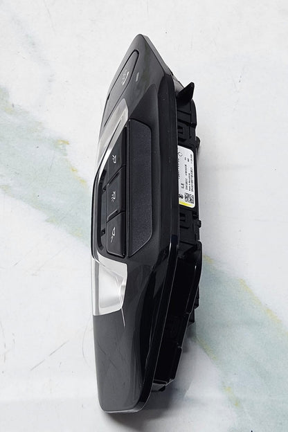 BMW F40 1 SERIES FRONT INTERIOR OVERHEAD ROOF LAMP COURTESY LIGHT 9891142 OEM