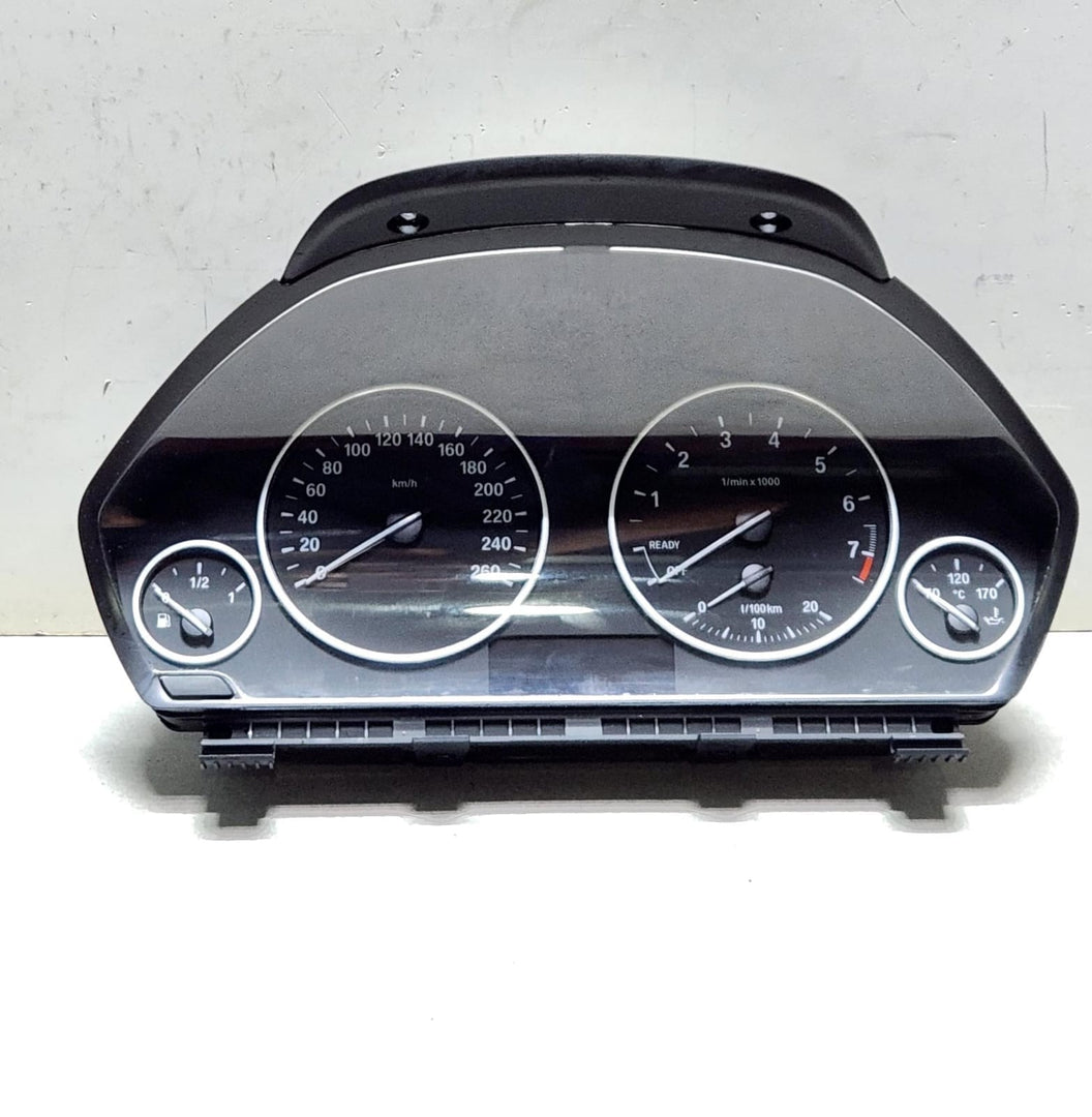 2016-2019 BMW 330i Instrument Cluster 9379882 3 Series F30 F31 