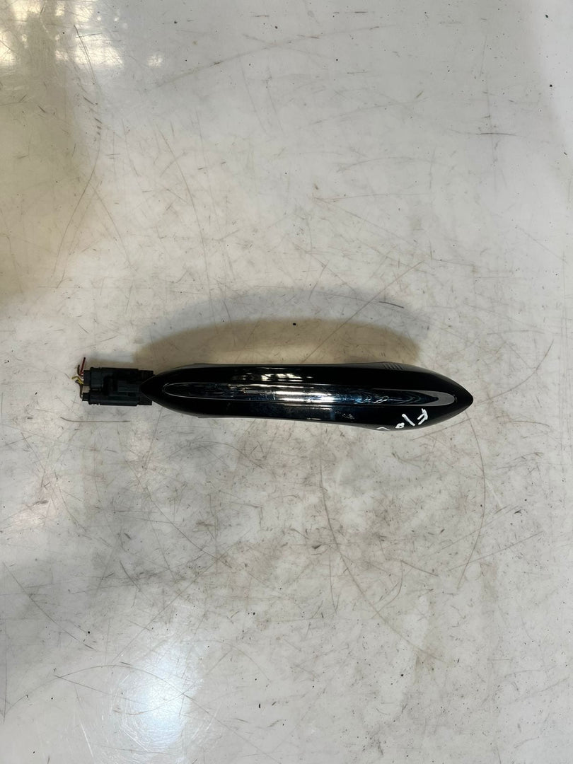 2013-2014 BMW 750i F01 F02 F03 F04 F10 Rear Left Exterior Door Handle 7305311