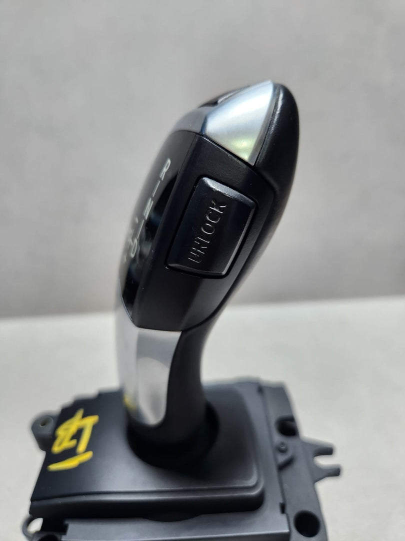 2010-2011 BMW X3 Automatic Gear Selector 9239506  X3 F25 and 5 Ser F10 F11 RHD