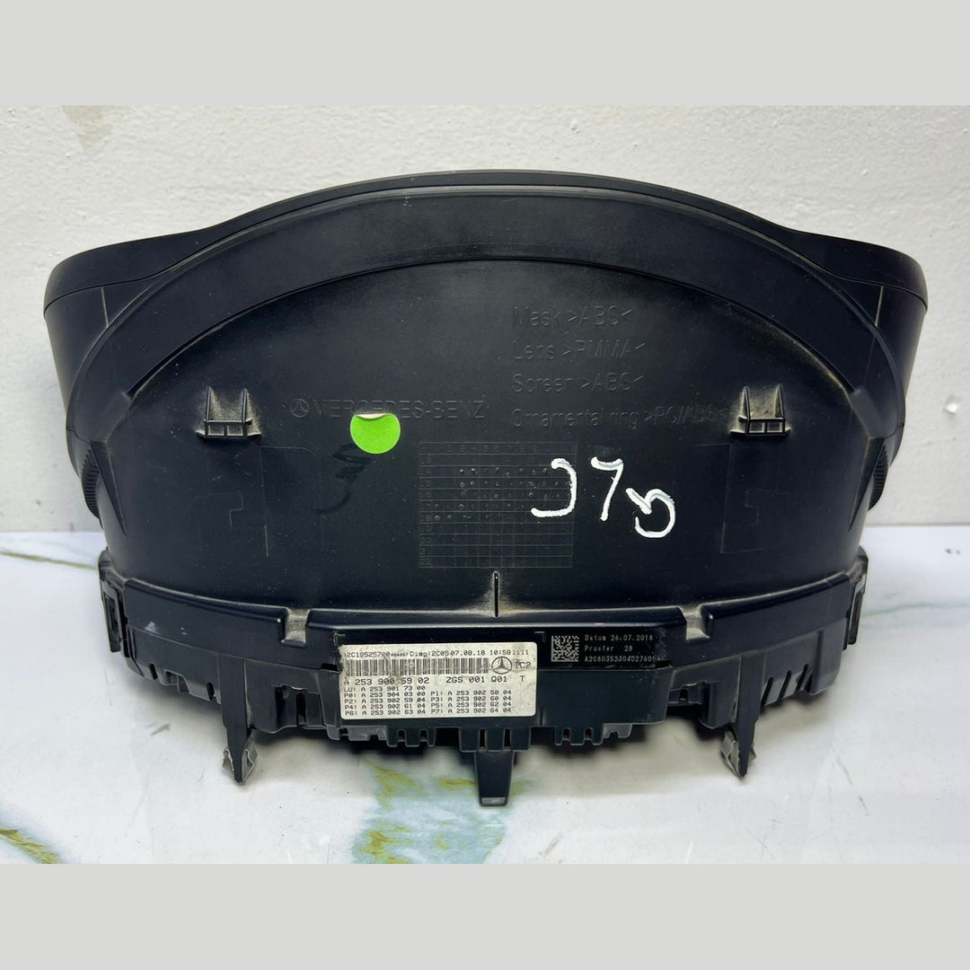 14-20 Mercedes-Benz W253 GLC Instrument Cluster Speedometer A253 9005902 OEM