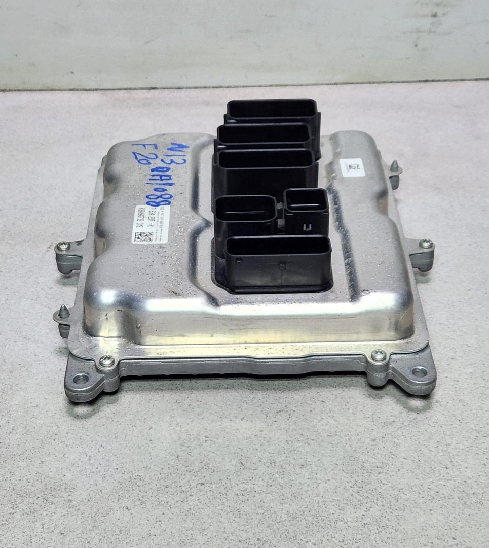 2017-2020 BMW 330i Engine Management Computer 7634297 1 Series F20 116i