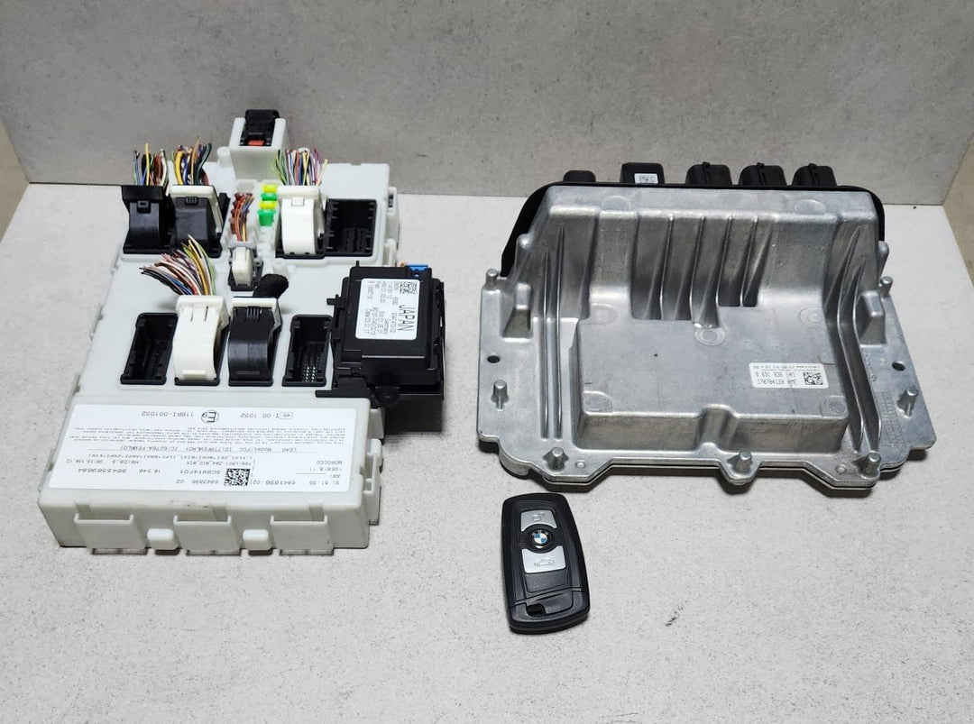 BMW Engine Control Unit 8691836 2 Series F22 218i B38B15A ECU SET 