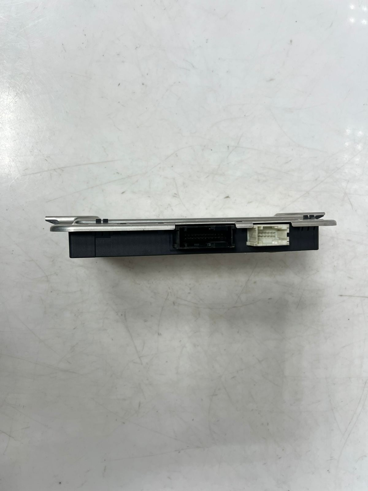 2011-2016 BMW X4 F26 FRM III 528i Footwell Light Control Module 9383694 OEM