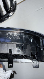 Bild in die Galerieansicht laden, BMW X3 G01 X4 G02 FRONT GRILL NEW GENUINE LHS RHS 7464930-7464929 X-line 2018