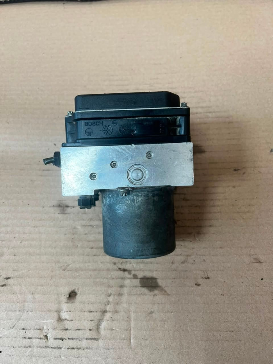 2004-2007 BMW 5 6 Series E60 E61 E63 E64 530i Abs Hydraulic Pump 6769707 OEM