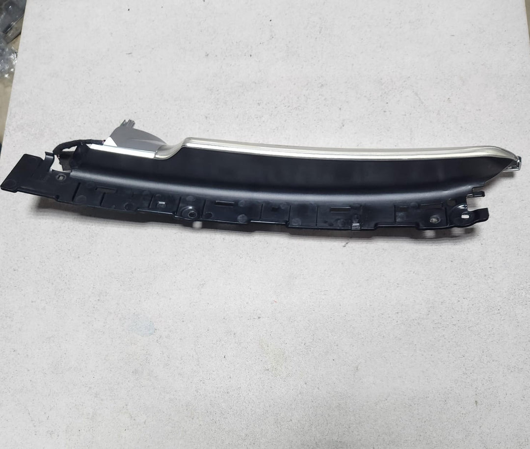 2016-2022 BMW 740i Rear Door Interior Light 7469541  7 Series G11 G12 