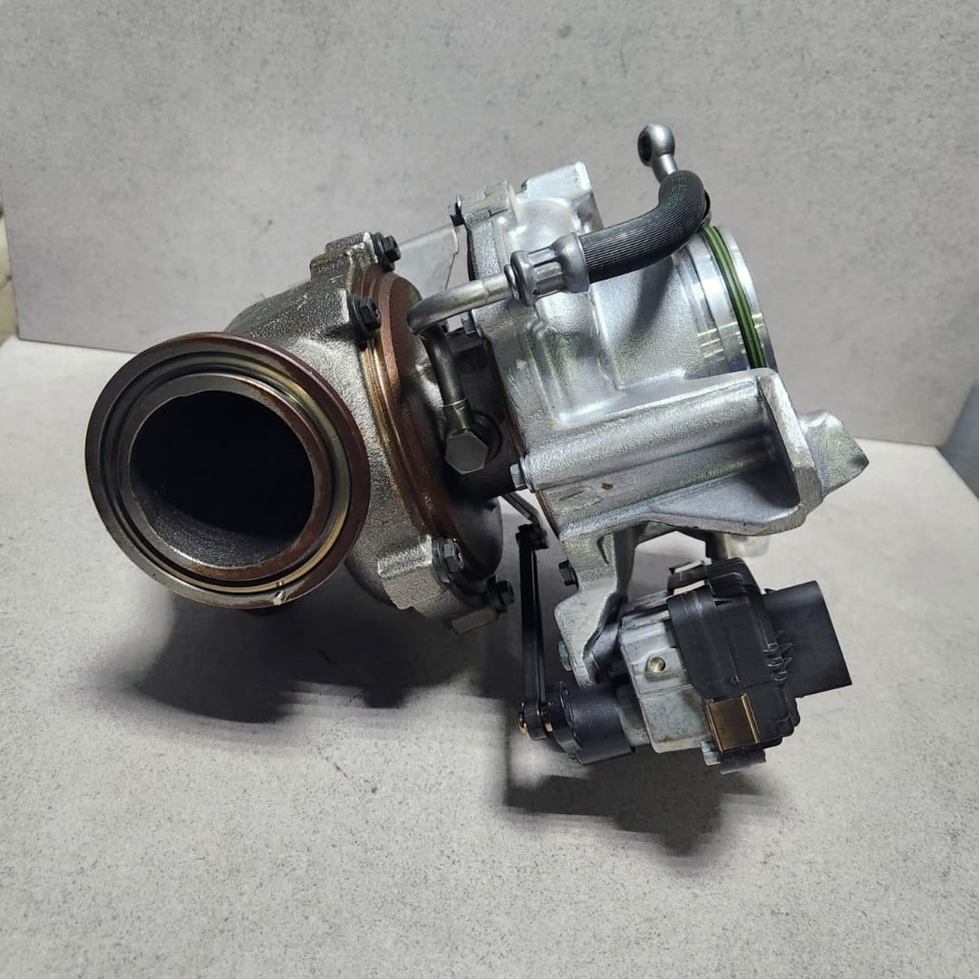 Genuine BMW Turbocharger 7823202 N57 diesel engine 3 Series 5 Series and X3 30D 