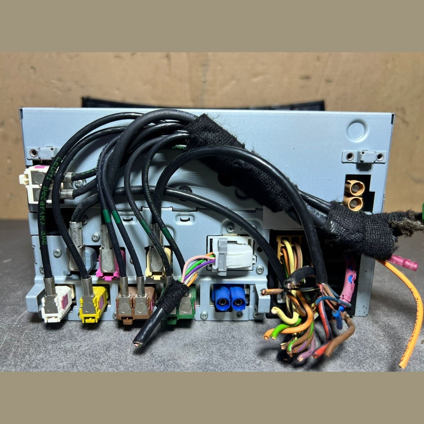 2012–2014 Mercedes-Benz W212 E-Class Head Unit CD Player A212 9005725 OEM