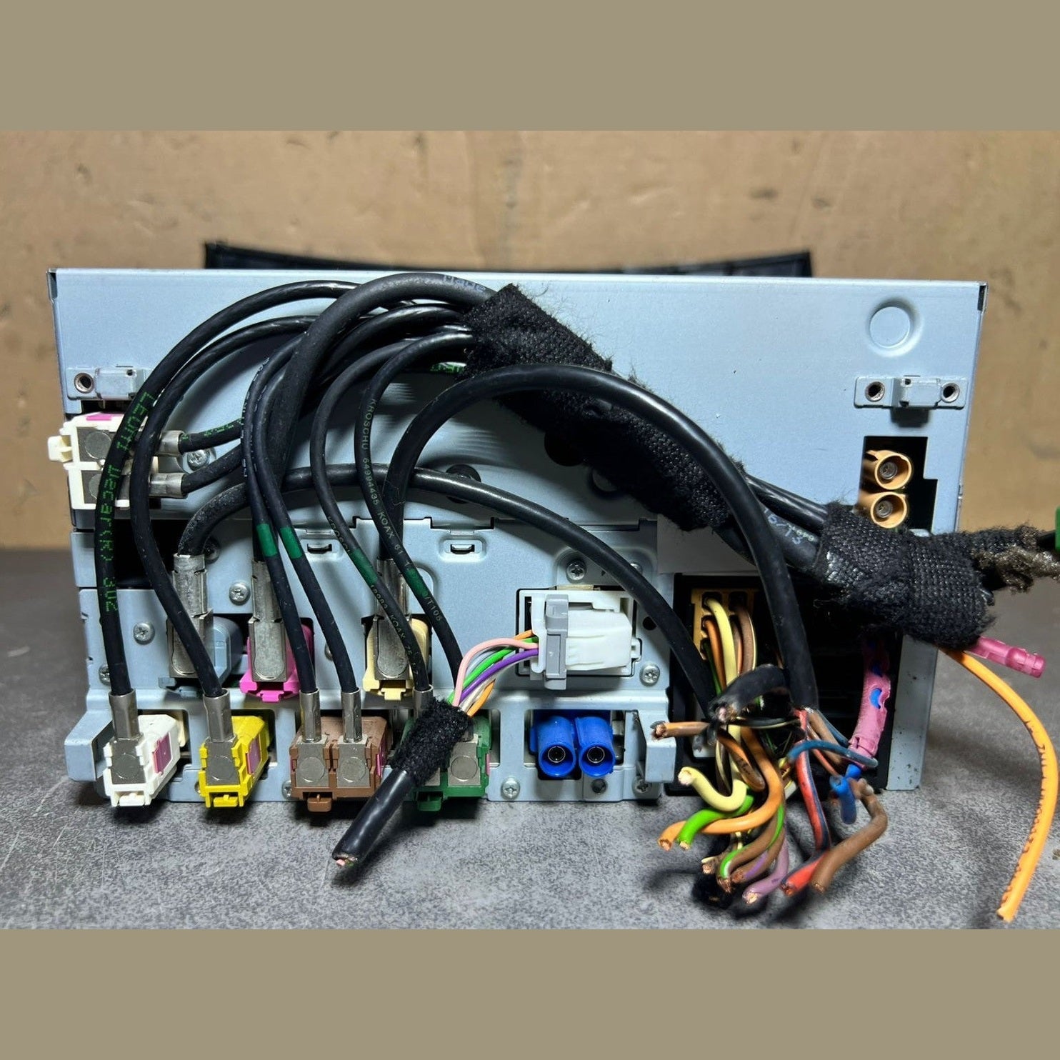 2012–2014 Mercedes-Benz W212 E-Class Head Unit CD Player A212 9005725 OEM