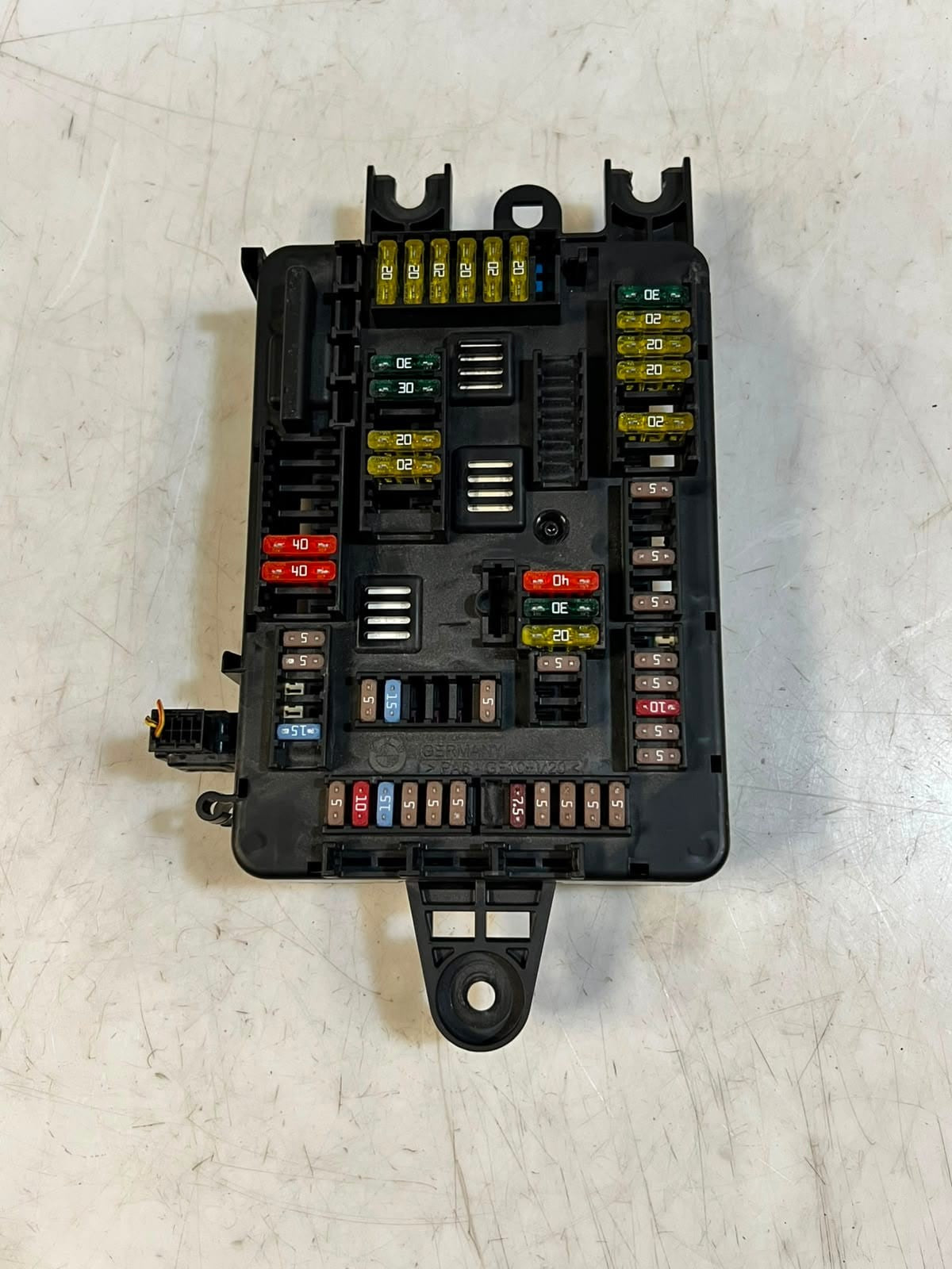 2012-2016 BMW 3 Series F30, F31, F32, and F35 328i Fuse MODULE Box 9261112 OEM