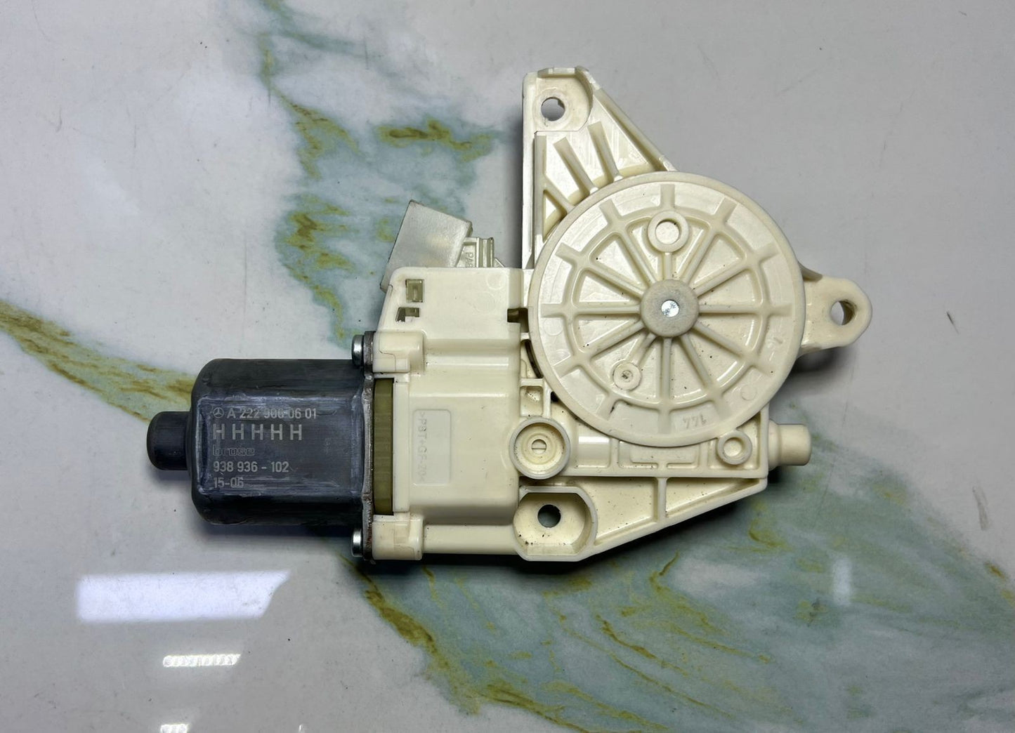 15-20 Mercedes-Benz W222 S-Class Window Motor Front Right Side A222 9060601 OEM