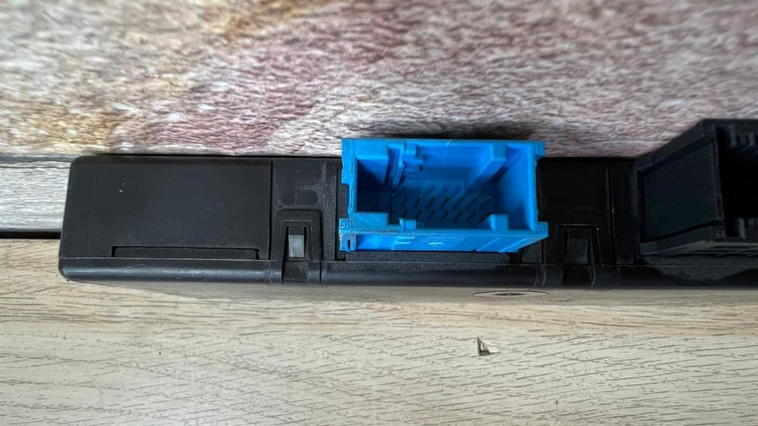 2011-2016 BMW 528i Central Gateway Control Module 9354756 5 Series F10 F11 535i,