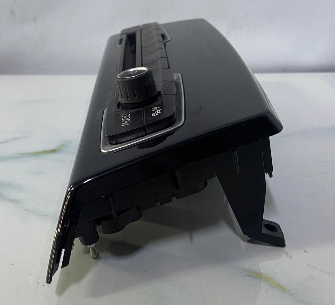 OEM BMW F48 F39  X1 X2 Radio Buttons Audio Radio Control Panel Unit 9371455