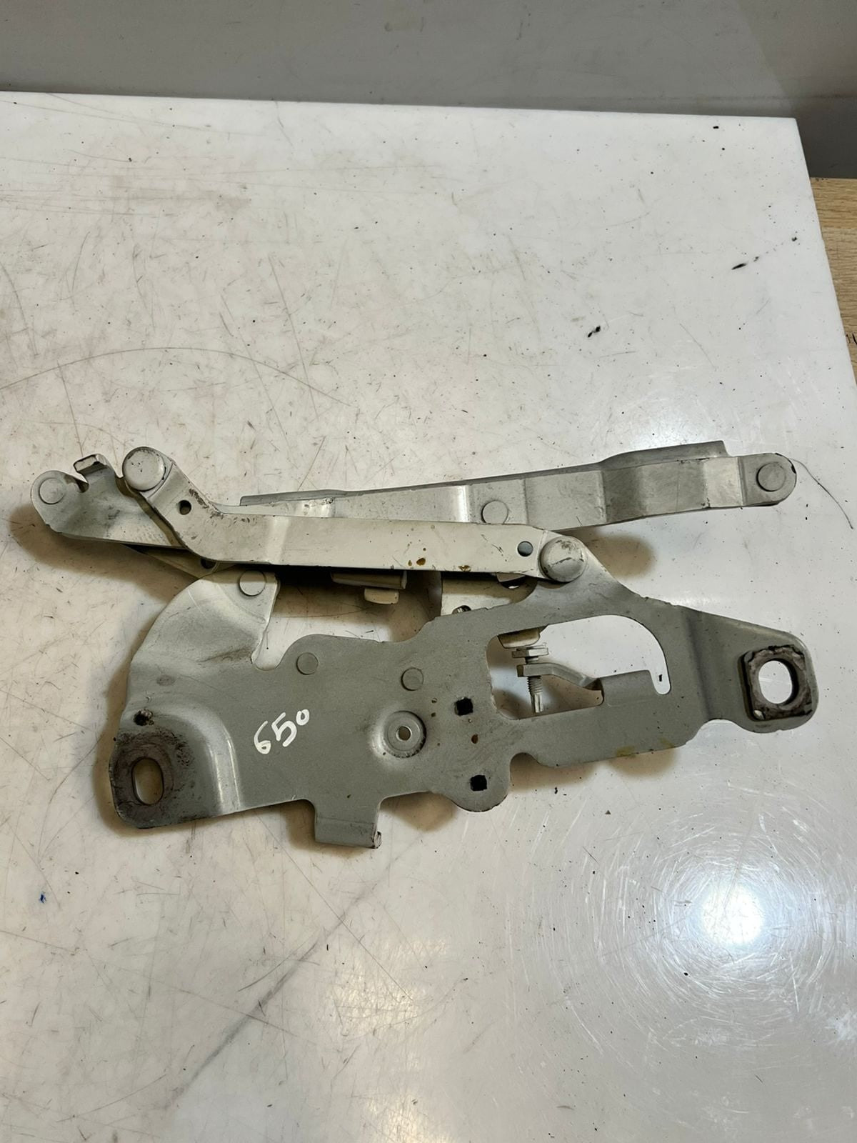 2011-2016 BMW 528i 5 Series F10 F11 6' F12 F13 M5 M6 Bonnet Hood Hinge 7249888 