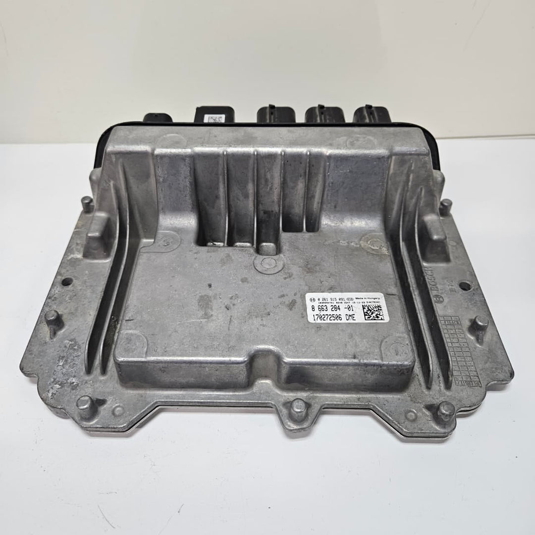 OEM BMW F30 318i Engine Control Unit B38 Bosch 8663284 OEM