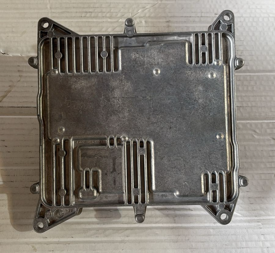 BMW F10 F30 F31 320I N20 ENGINE ECU DME 8617551