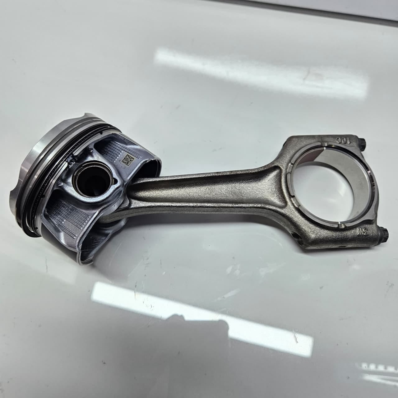 5A24670-NEW 2021-2024 BMW X3 G01 230i Piston with Connecting Rod B46/B48 2.0L