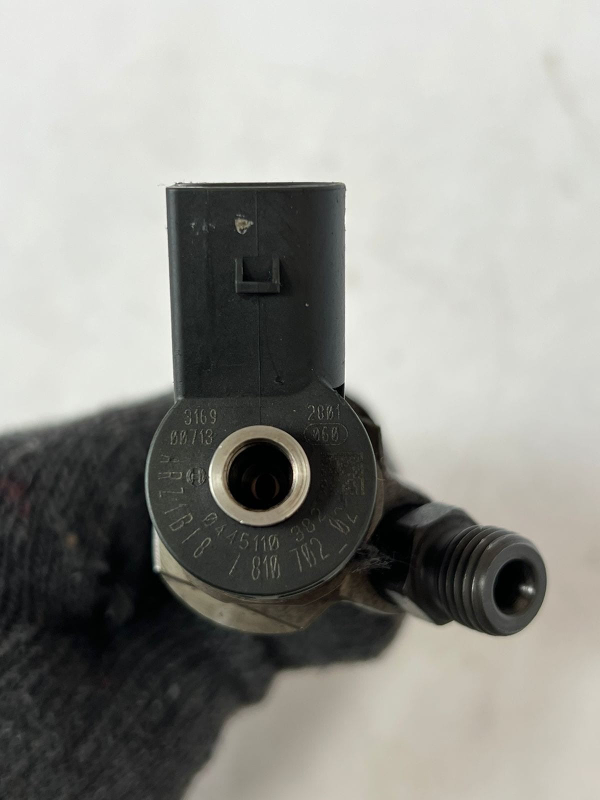 BMW F10 F11, 3 5 Series N47D N57 2.0D and 3.0D Diesel Fuel Injector 7810702 OEM