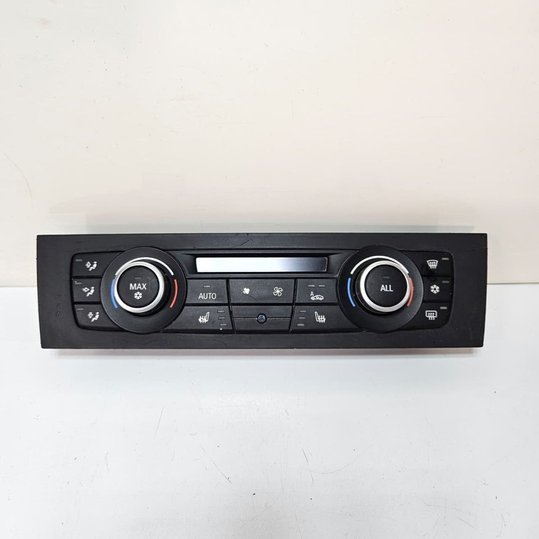 2010-2014 82, E88, E9X series 3 328i and 335i Control Panel 9250393