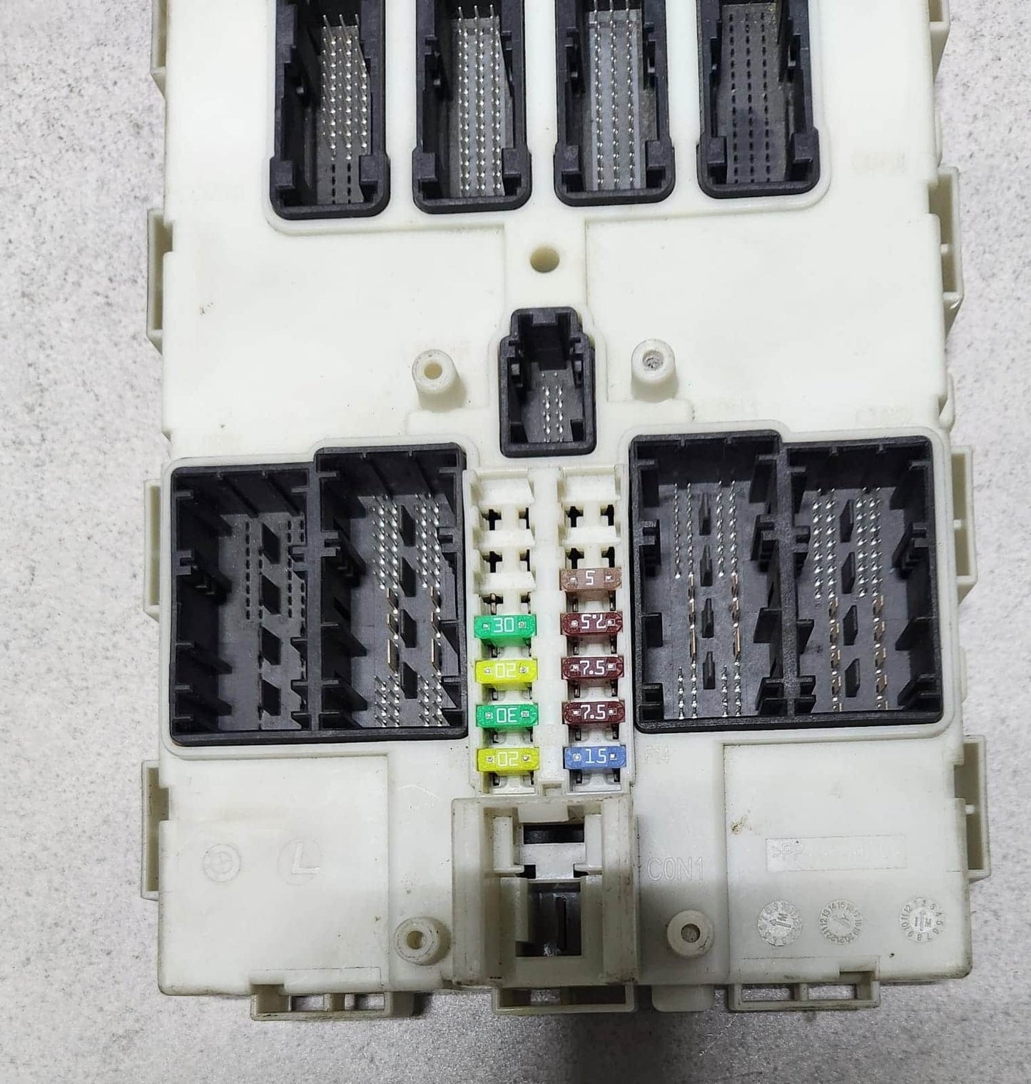 BMW Body Control Module 9315677  F22 F30 F31 F32 F35 F36 F80 F82 