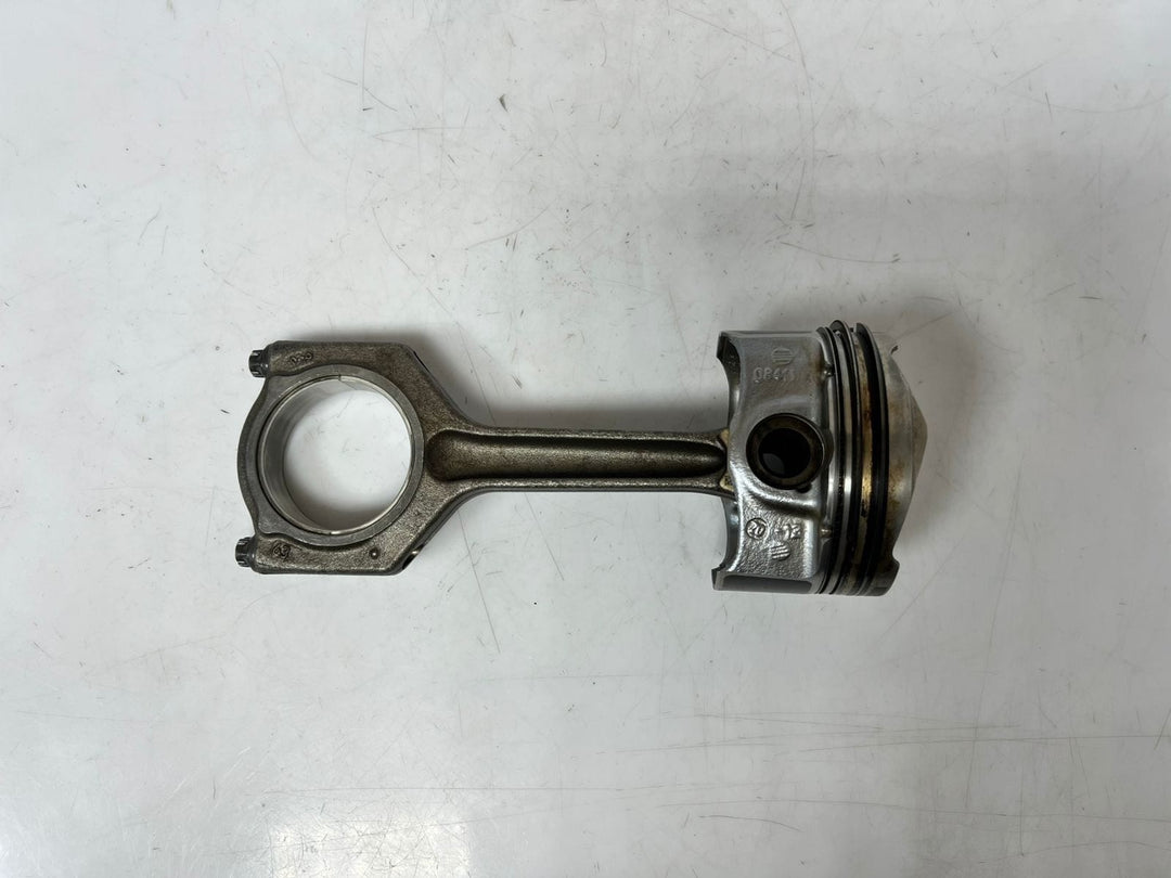 2015 BMW X3 F25 Piston With ENGINE Connecting Rod 8617083 OEM