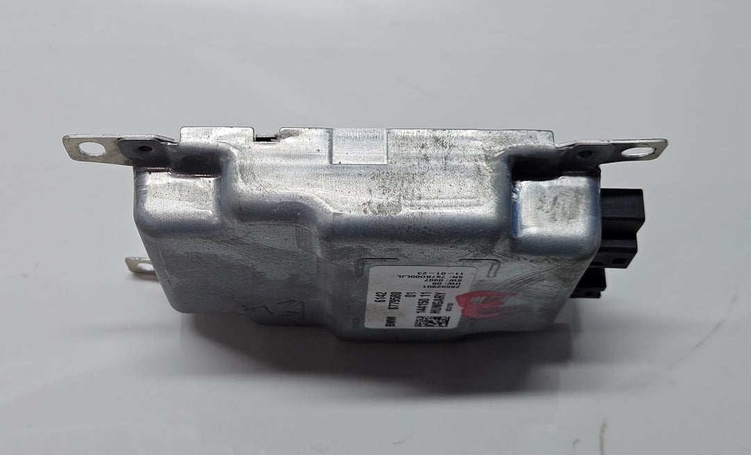 8779580-BMW G11 G12 G30 Battery Charging Module OEM