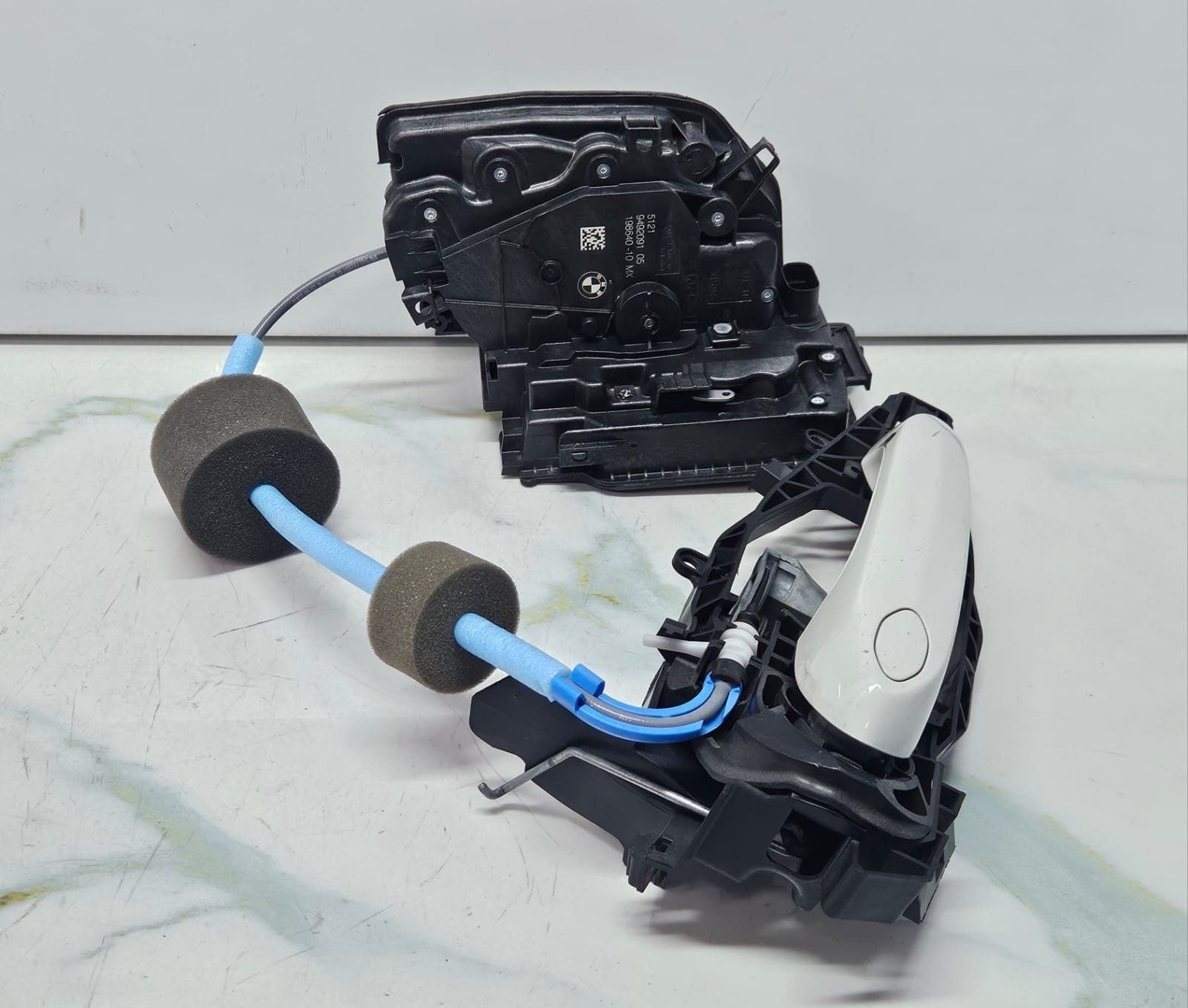 18-24 BMW G01 X3 Driver Left Front Door Latch Lock Actuator 9492091 OEM