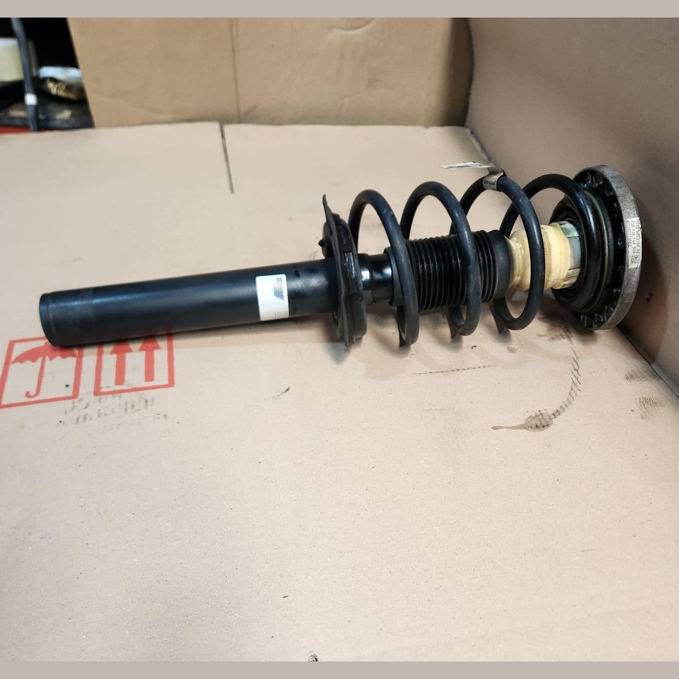 2011-2014 BMW X3 Strut Assembly 314879  front right strut assembly f25