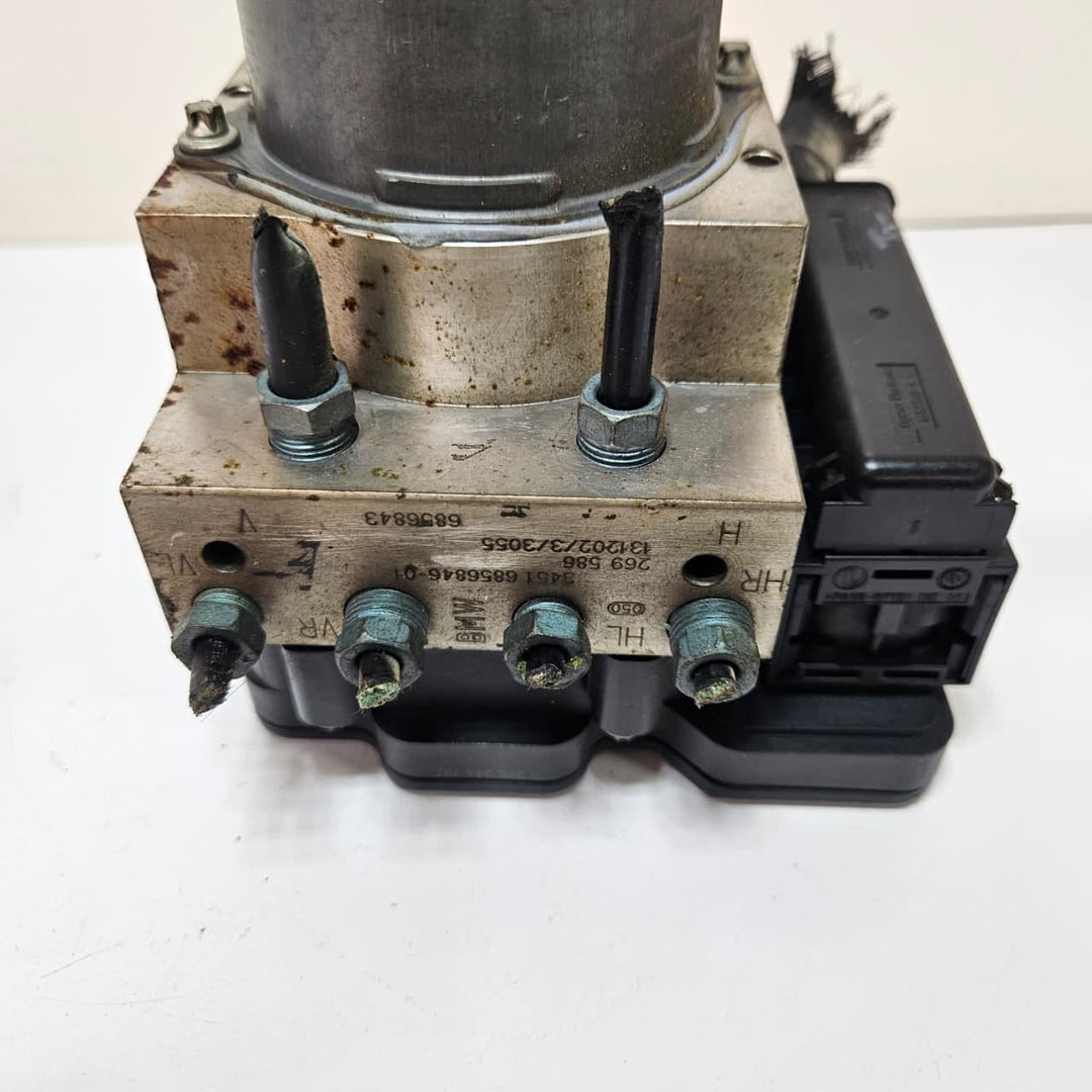 BMW 5 7 Series F11 F01 F02 ABS Pump 6869402 USED