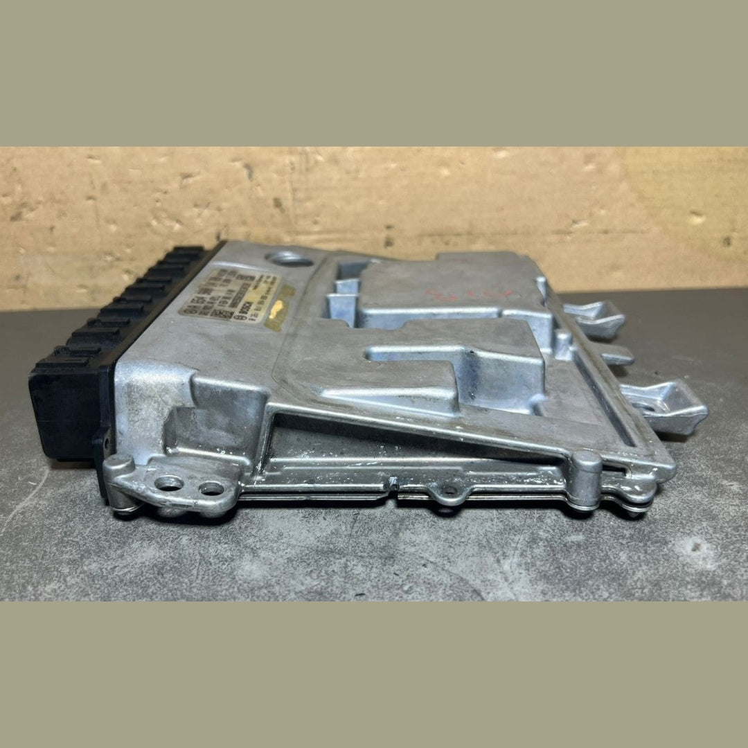 15-20 Mercedes W213 E-Class Engine Control Module Unit ECM ECU A654 9001400 OEM