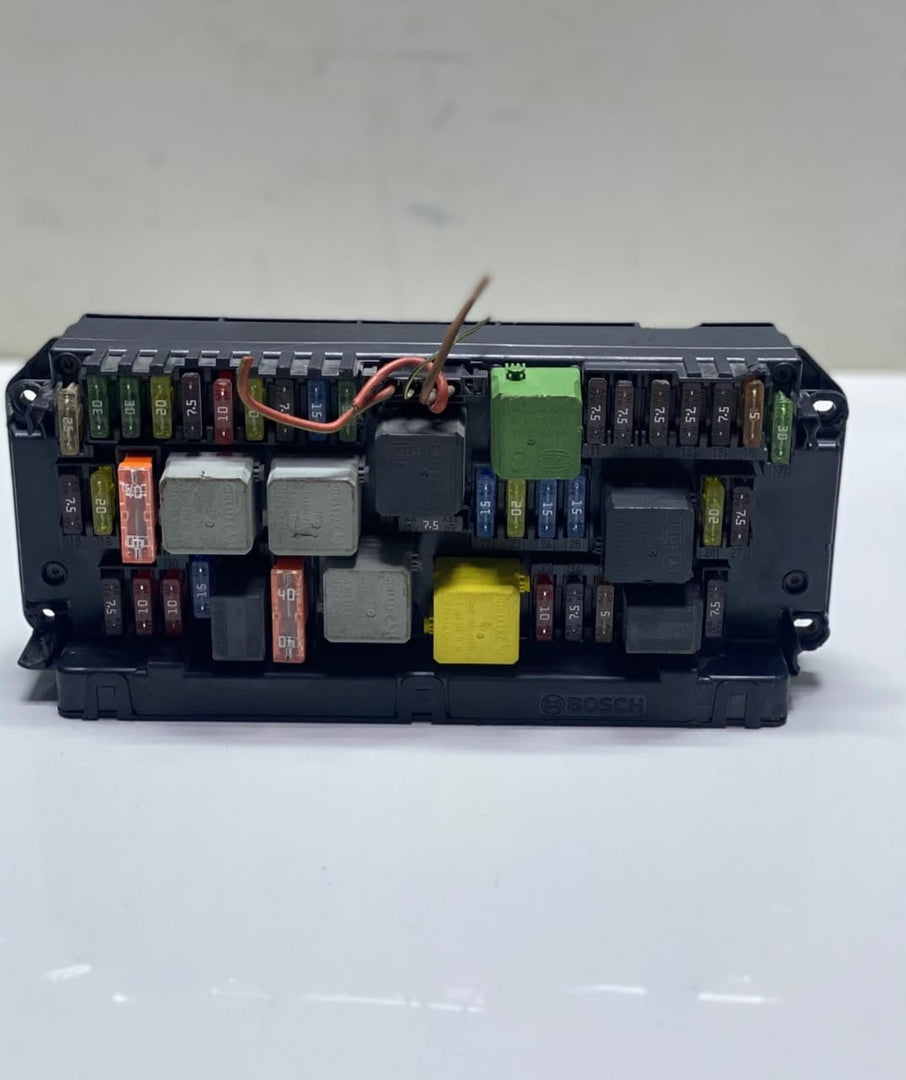 Mercedes Front Sam Fuse Box Control Module A2129007124 W212 E-Class W218 W204 