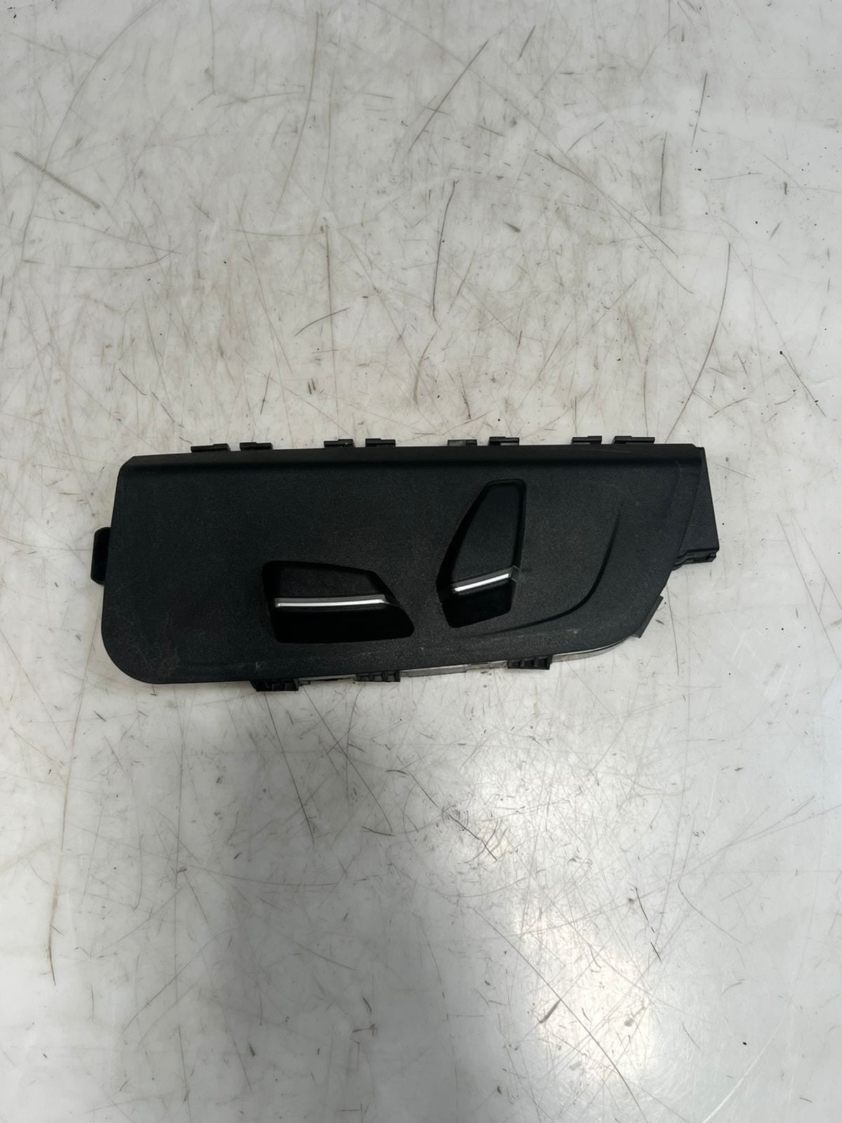 2015 BMW 5' X5 F15 FRONT Left Seat Control Switch 9273397 OEM
