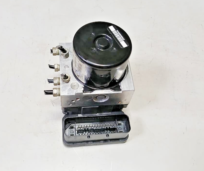 BMW M3  E90 E92 E93 ABS DSC Pump Unit Module 7844739