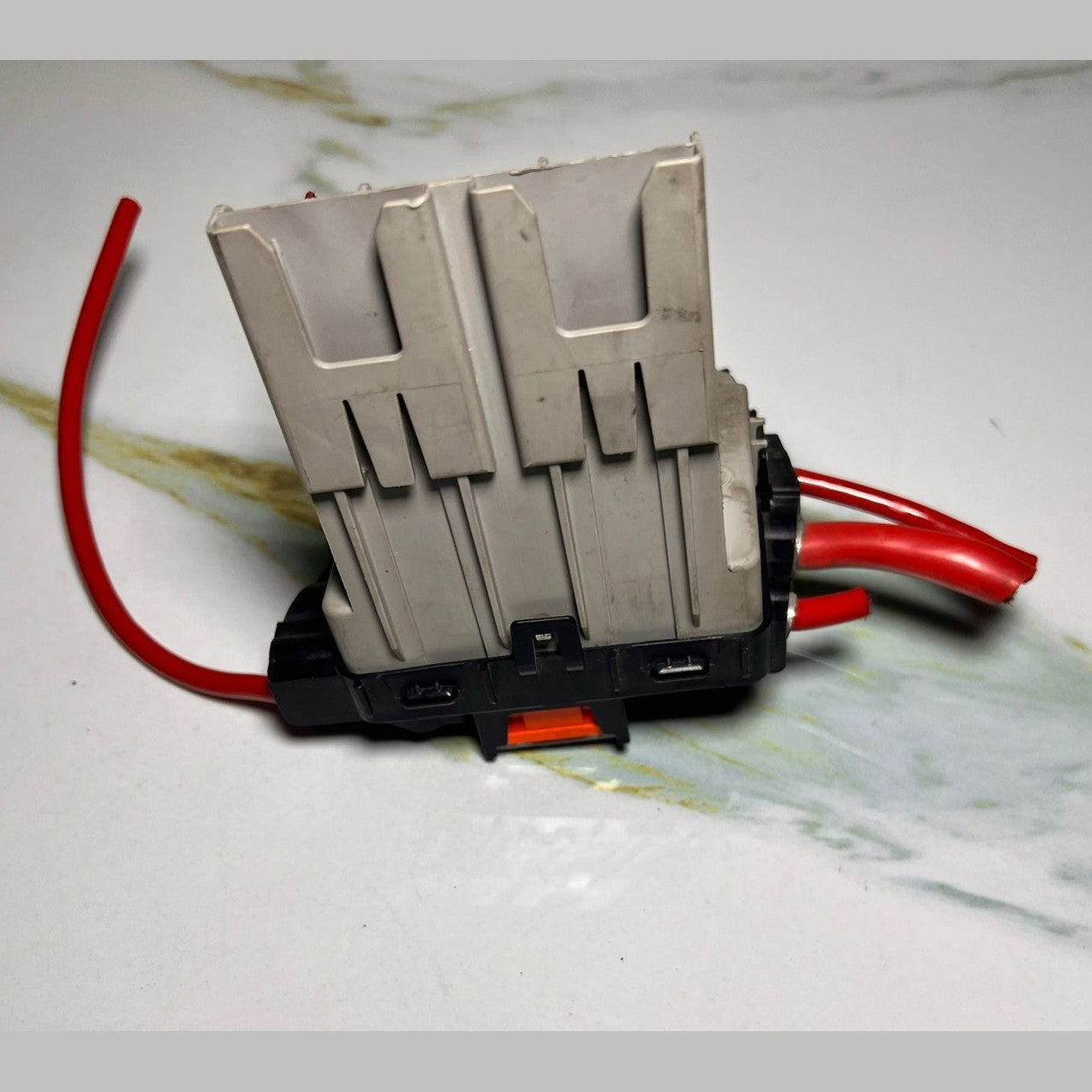 2007-2009 Mercedes-Benz W221 S550 Fuse Box A 221 540 67 50