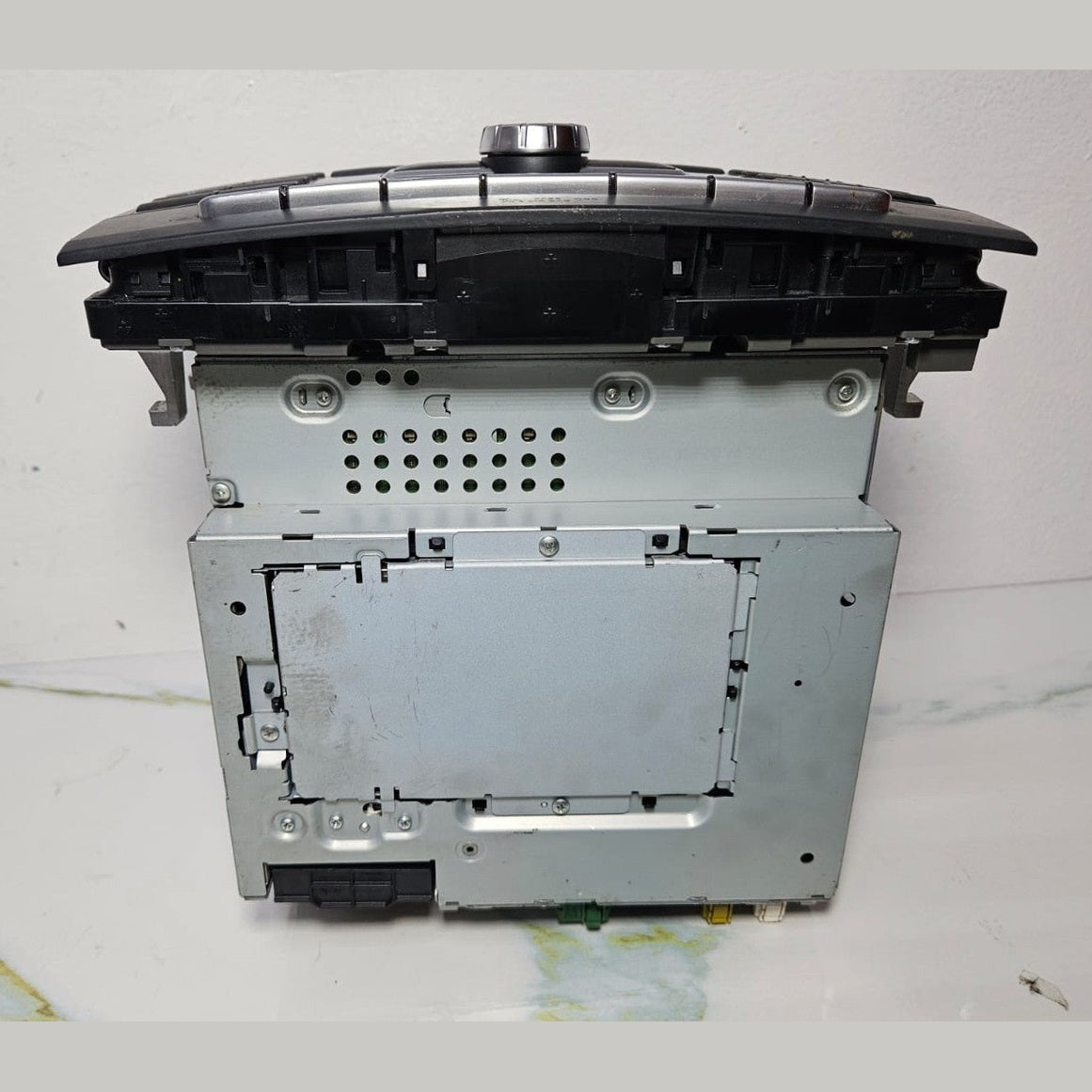 2012–2014 Mercedes-Benz W212 E-Class Hybrid Head Unit CD Player A212 9005327 OEM