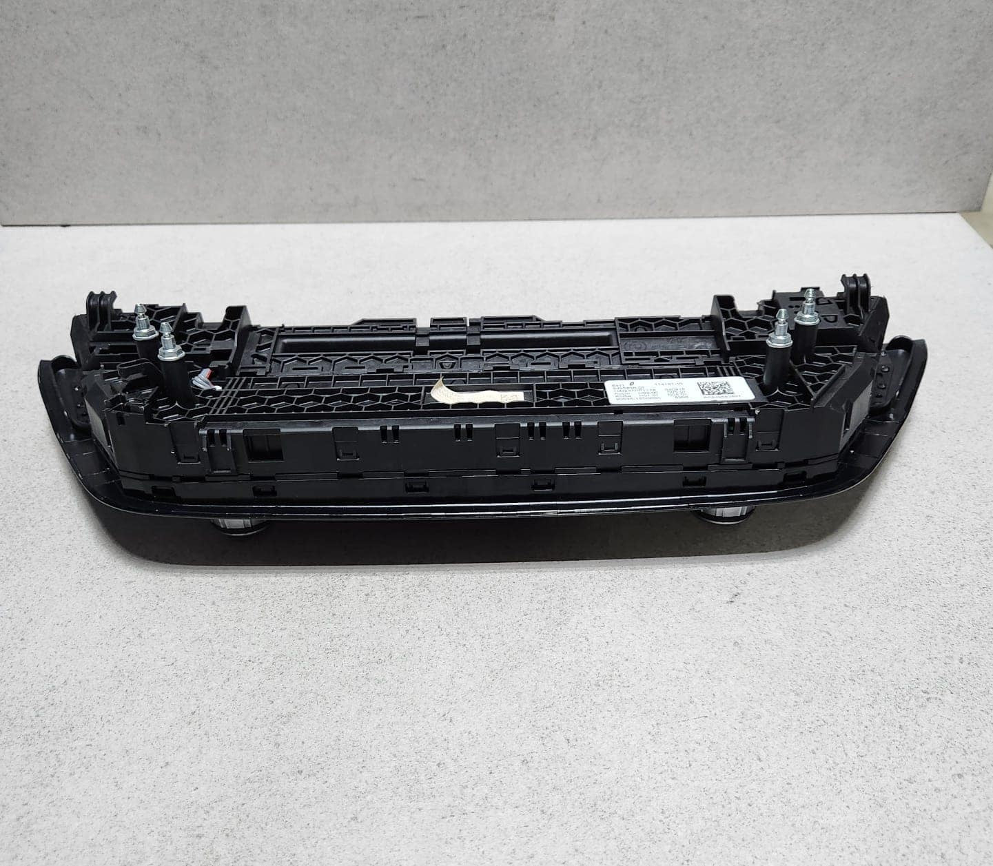BMW Air Conditioning Control Panel 9495838 G30 G31 G32 and M5 F90
